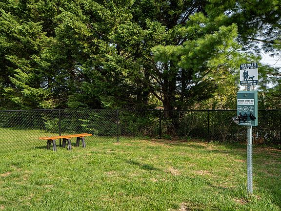 5th image of 2531 Bradford Ct #11568536