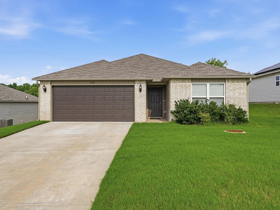 1st image of 108 Giselle Dr