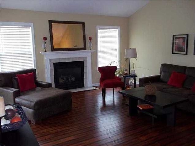 1st image of 1433 Bark Ln