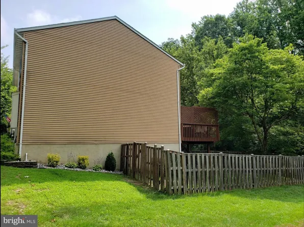 1731 Jones Falls Ct, Crofton, MD 21114