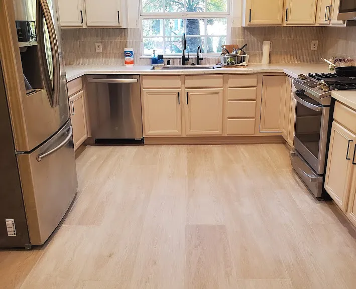 13230 Hesby St — Photo 13