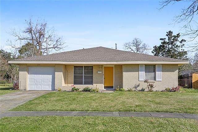 1st image of 6310 Essex Ct
