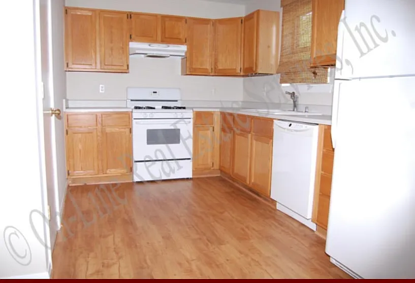 3 bed, 1344 sqft, $1,495 — Photo 3