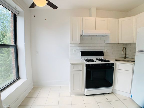 3rd image of 34 Lefferts Pl #3F