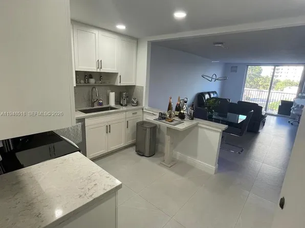 1401 S Ocean Dr APT 302, Hollywood, FL 33019