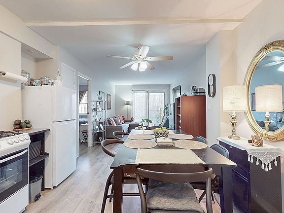 3rd image of 79-20 Kneeland Ave #3