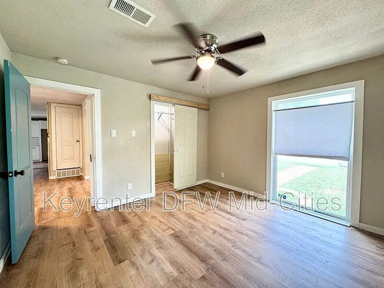 2703 Downing Ave — Photo 17