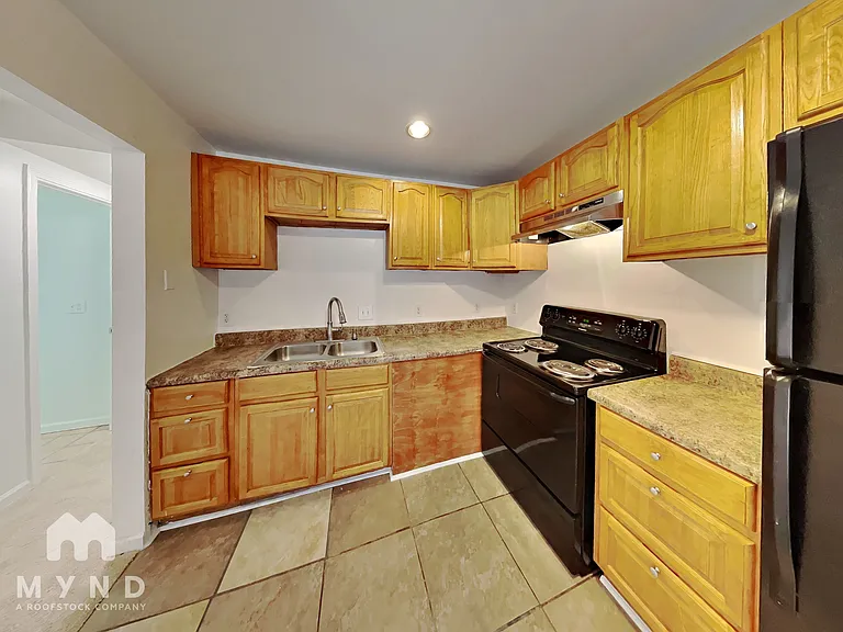 1963 Whitehall Forest Ct SE #1 — Photo 4