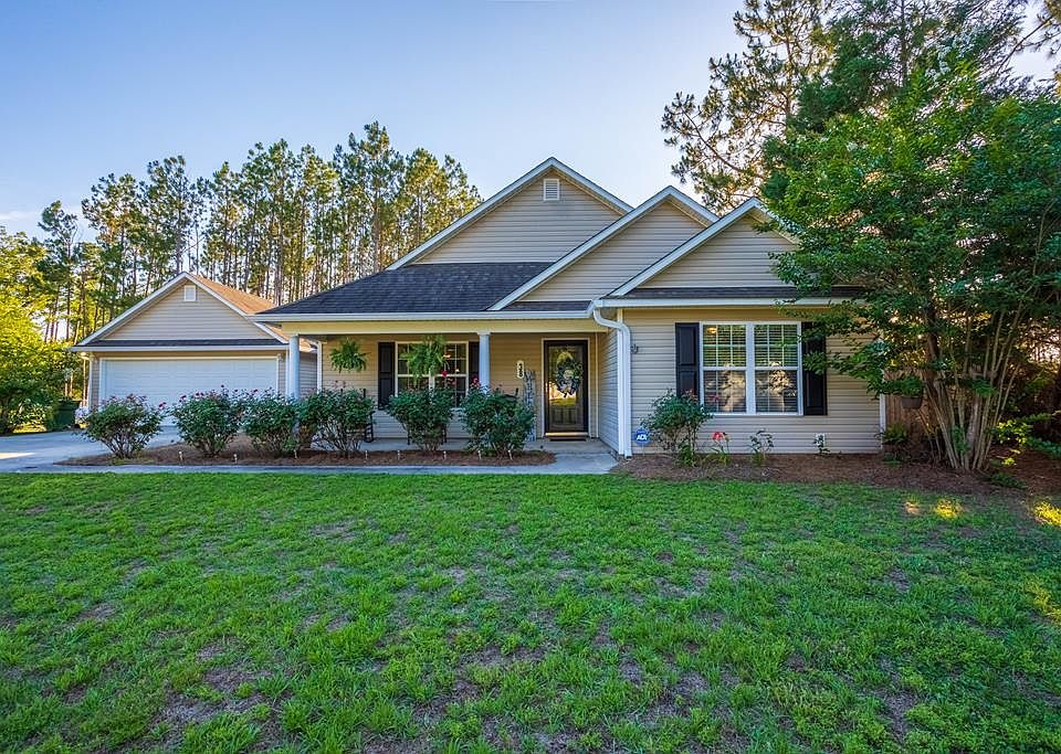 1st image of 38 Creeks Edge Ct
