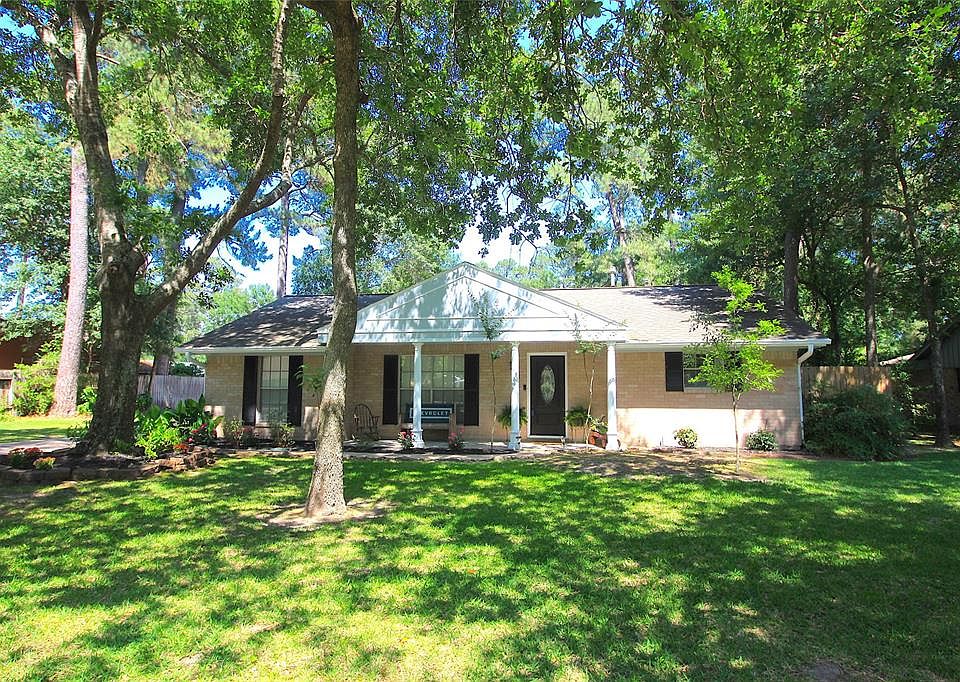 1st image of 12026 Beverly Dr