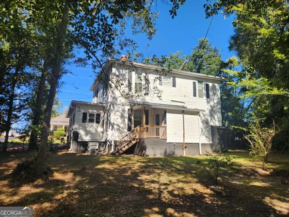 606 E Solomon St, Griffin, GA 30223