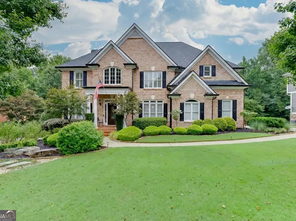 382 Spring Willow Dr, Sugar Hill, GA 30518