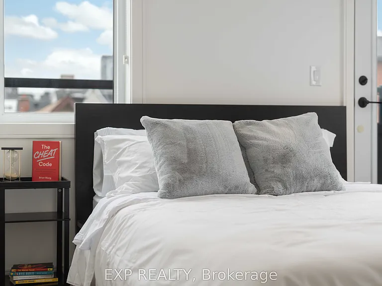 9 Anderson St — Photo 30