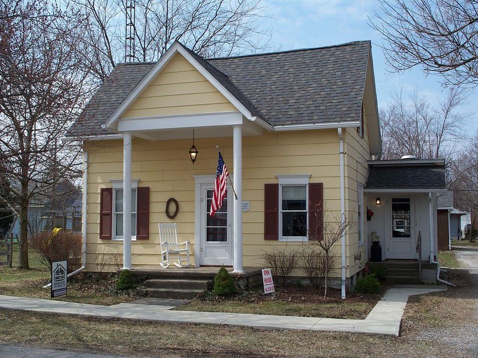 1st image of 24 Jefferson St