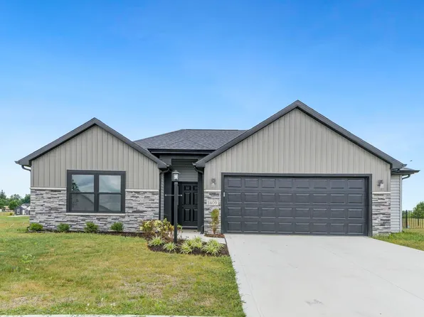 1409 Pyke Grove Pass, Huntertown, IN 46748
