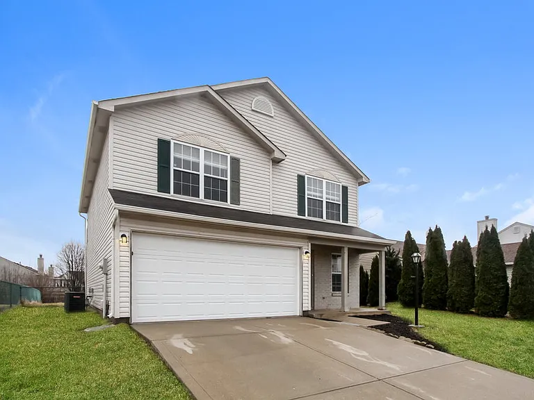 607 Sweet Creek Dr — Photo 2