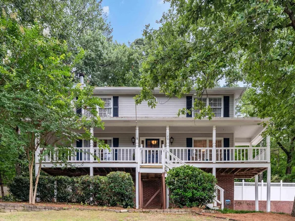 129 S Run Cir, Birmingham, AL 35244