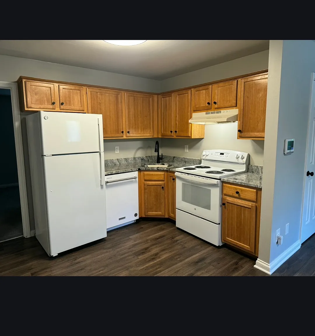 1233 Cypress St — Photo 4