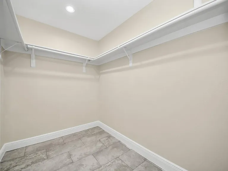 7066 Villa Dr #A — Photo 34