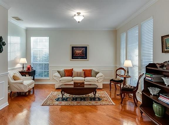 5th image of 814 Sequoia Ln