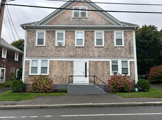 17 Adams St #4, Sagamore, MA 02561