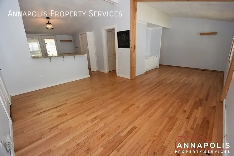 1210 Louis Rd — Photo 9