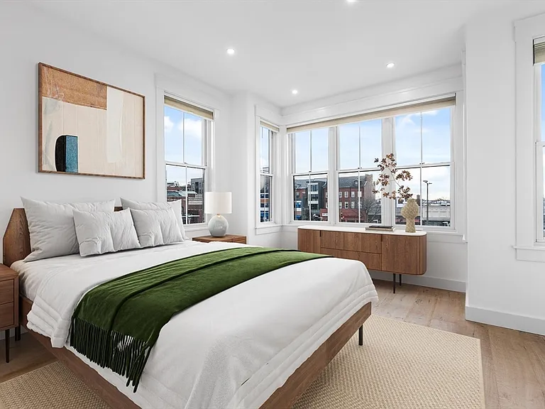 360 Athens St #360 — Photo 12