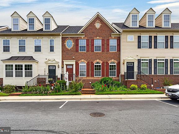 3rd image of 11911 Country Squire Way