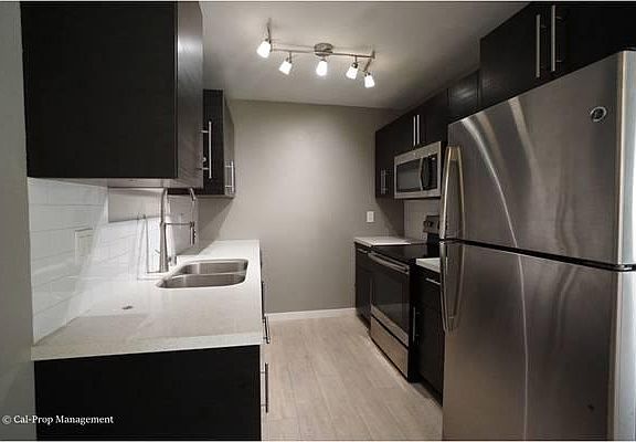 5th image of 3744 Bancroft St APT 1