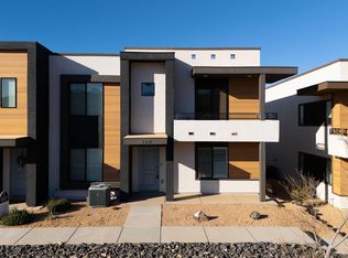 3302 E Elkhorn Ln, Washington, UT 84780