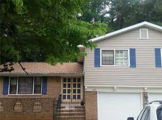 312 San Marcos Ct, Stone Mountain, GA 30083