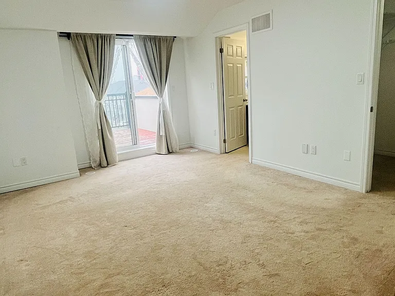 1040 Elton Way #5 — Photo 22