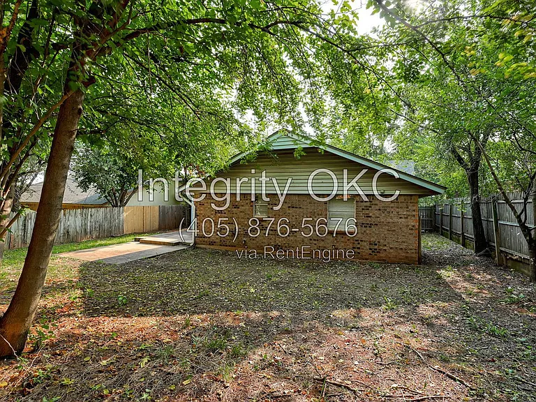 5233 Coble St — Photo 10