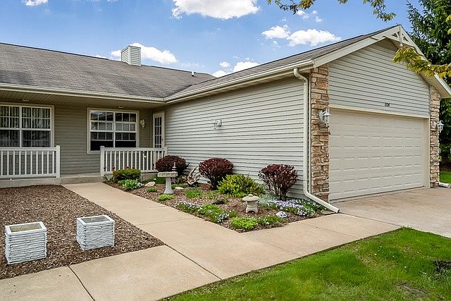 1st image of 1104 Shingle Oak Ln #0