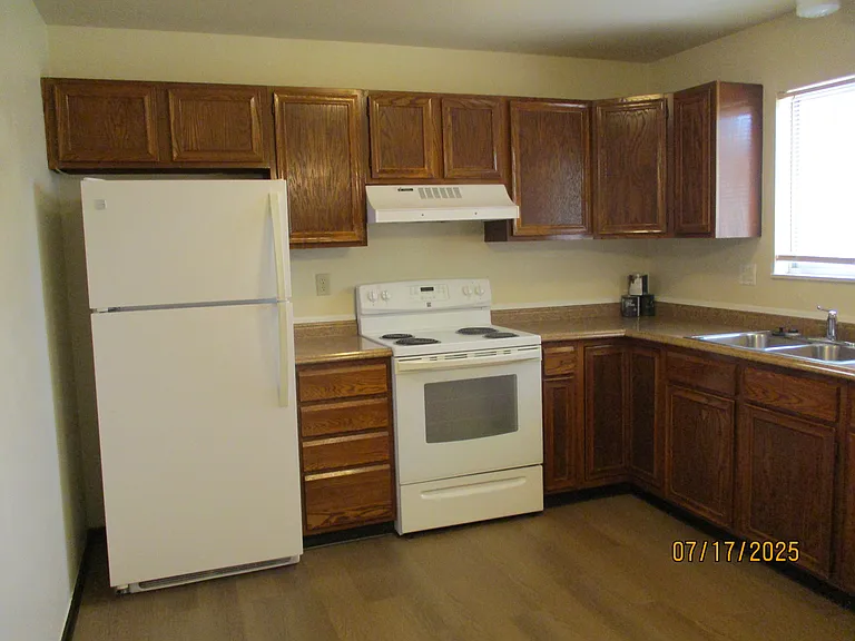 610 Oak Ave — Photo 9