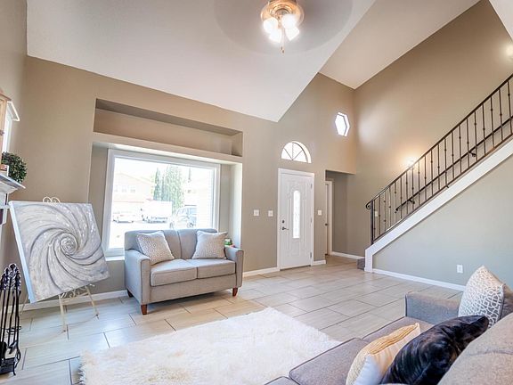3rd image of 11800 Prado Del Sol Dr