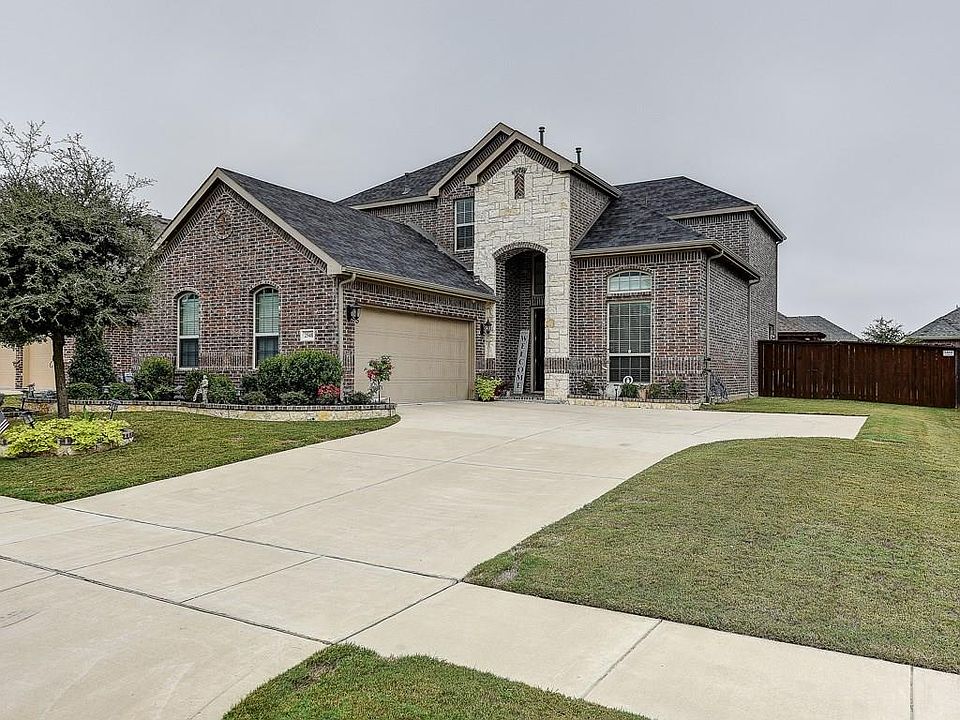 1st image of 2948 Trail Lake Dr