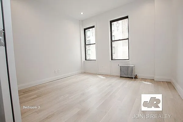 Rented by Jonis Realty | media 16