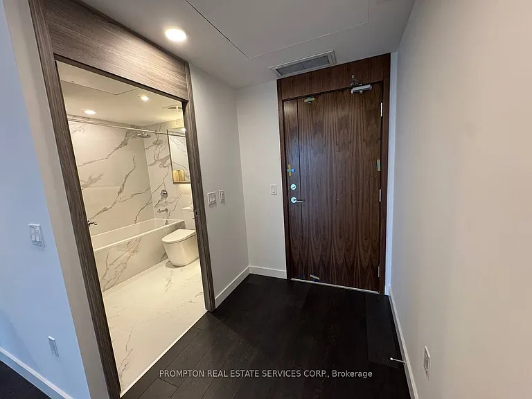18 Esther Shiner Blvd #1512 — Photo 2