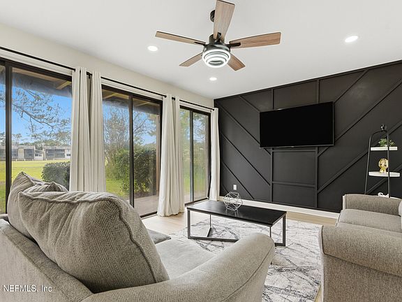 5th image of 7602 LAS PALMAS Way #181
