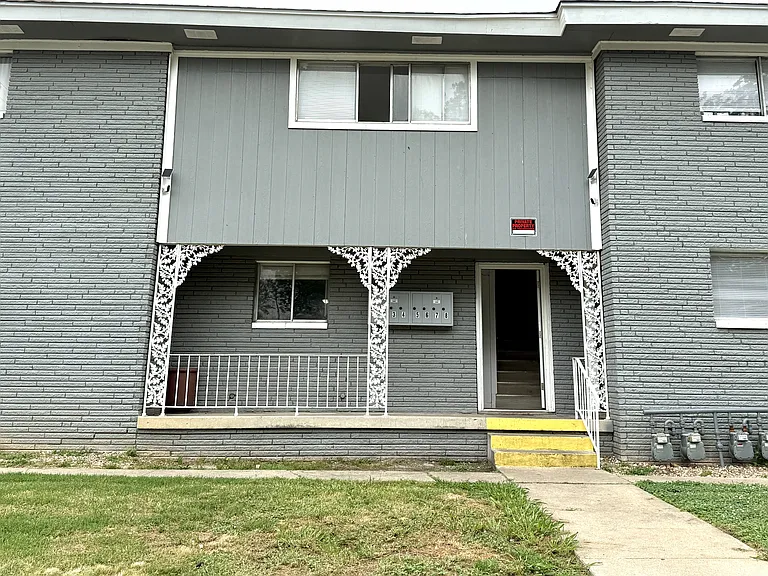 601 A St NW #8 — Photo 1