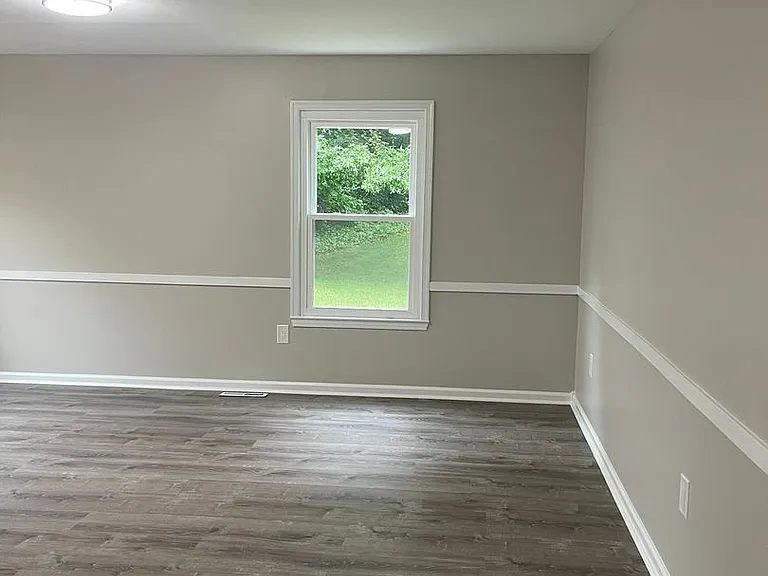 35 Honeysuckle Dr — Photo 13