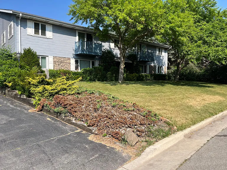 670 Foxtree Cir #1C — Photo 1