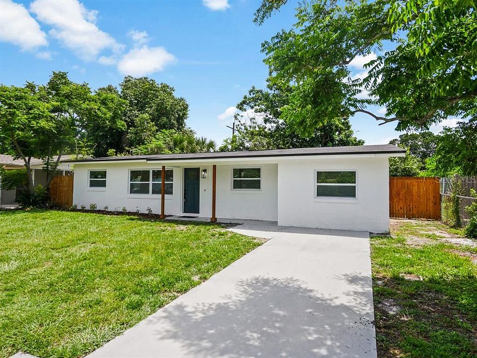 1st image of 6025 Edgebrook Dr