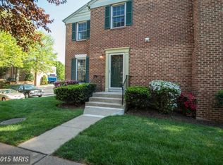 3116 Borge St, Oakton, VA 22124