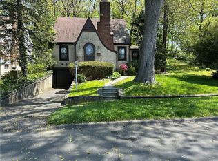 36 Upland Ave, White Plains, NY 10604