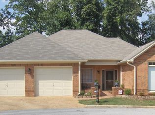 745 Highland Manor Ct, Birmingham, AL 35226