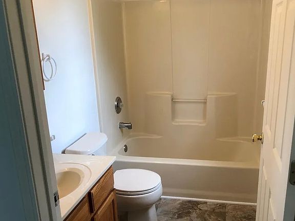 2nd image of 5 Walnut St APT 34