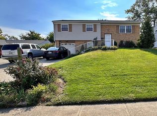 829 E Crescentville Rd, Cincinnati, OH 45246