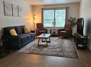 528 North Rd #1, Niles, OH 44446